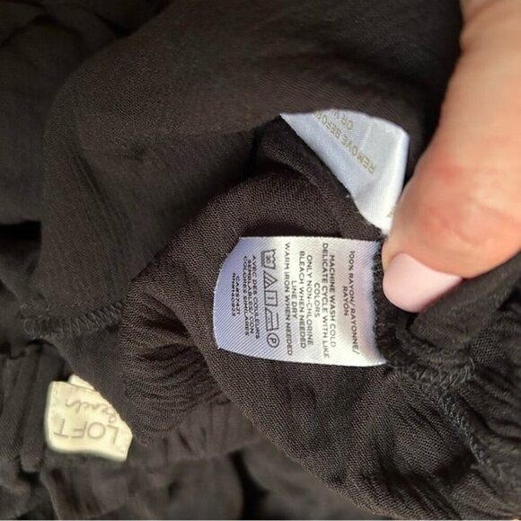 NWT Loft Beach Black Flowy Cropped Wide Leg Side Tie Pants Women’s Size XS - Picture 6 of 7